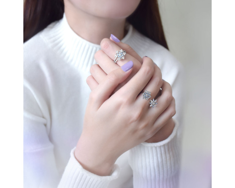 Auroses Winter Magic Snowflake Ring