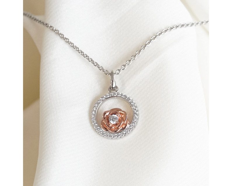 Auroses Rose Necklace 