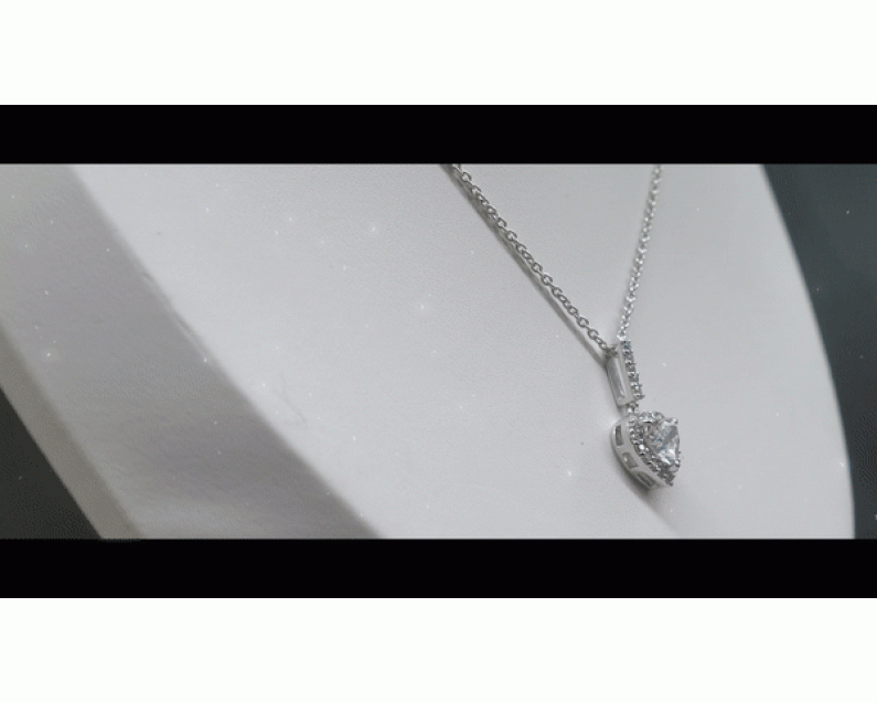Auroses Only Heart Necklace